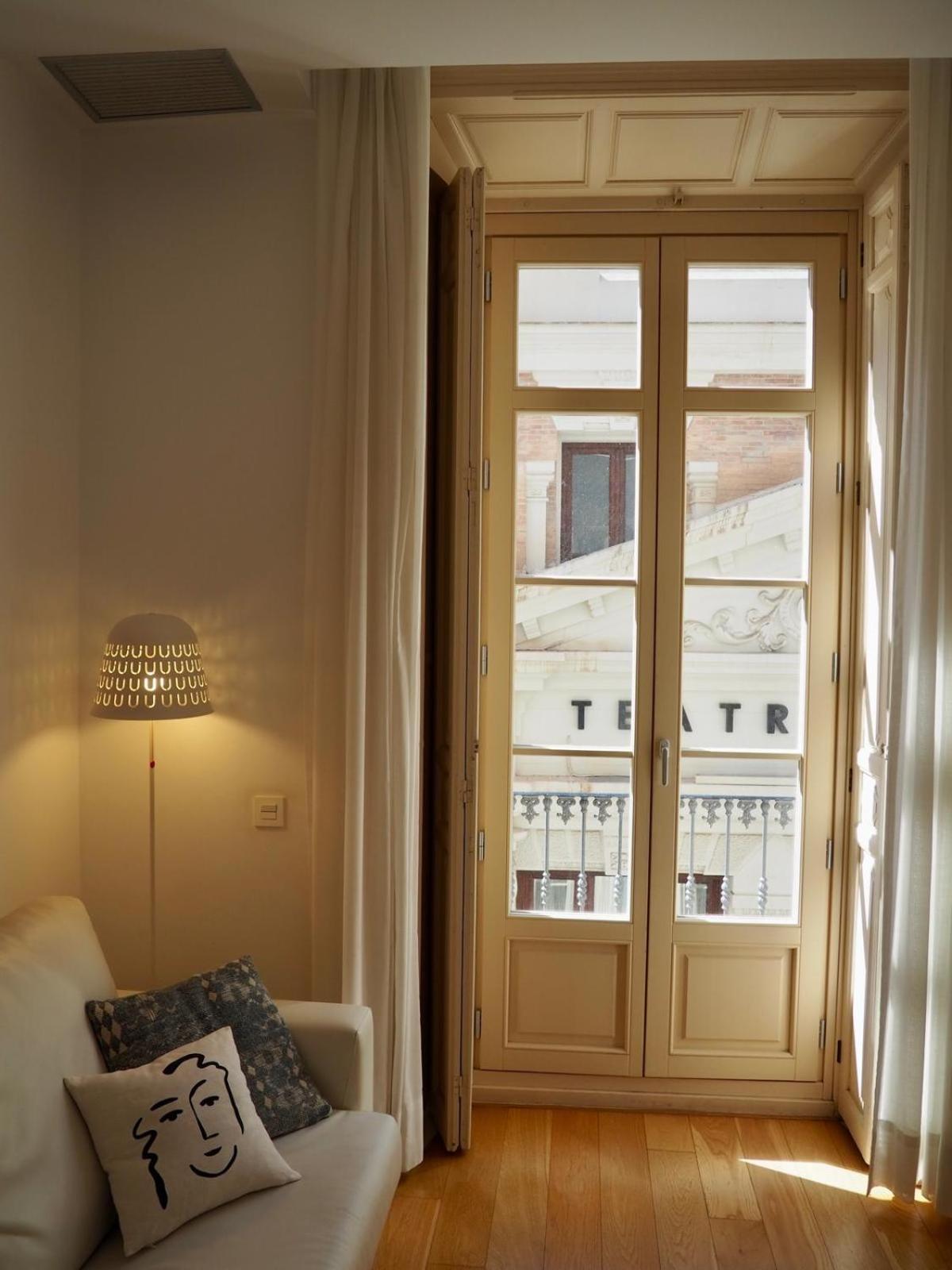 Hello Malaga Echegaray Premium Apartment ภายนอก รูปภาพ